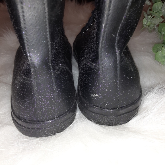 Cat and Jack Girl's Hightop Sneakers Size:1 - Picture 6 of 6